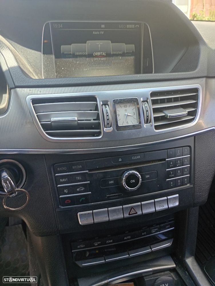 Mercedes-Benz E 220 BlueTEC 9G-TRONIC - 9