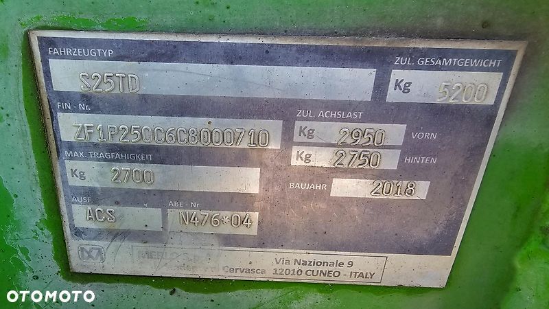Merlo P27.6 - 9