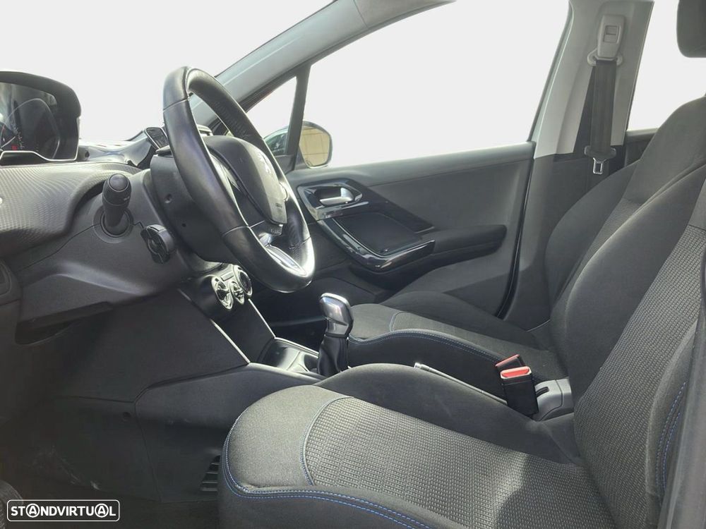 Peugeot 208 1.2 PureTech Allure - 9