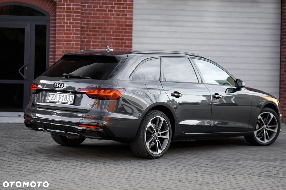 Audi A4 Avant 40 TDI quattro S tronic - 13