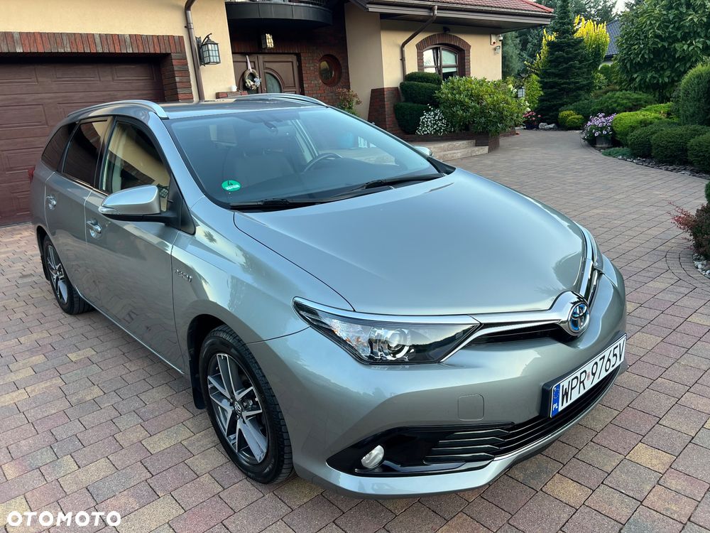 Toyota Auris 1.8 HSD Prestige - 3