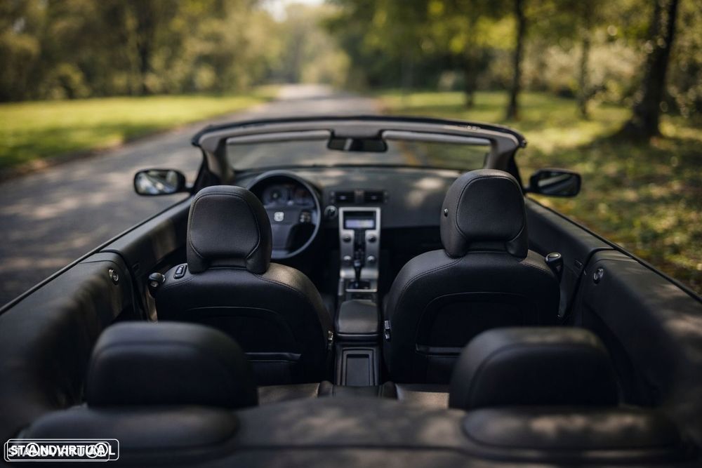 Volvo C70 2.4 D5 Summum Geartronic - 10