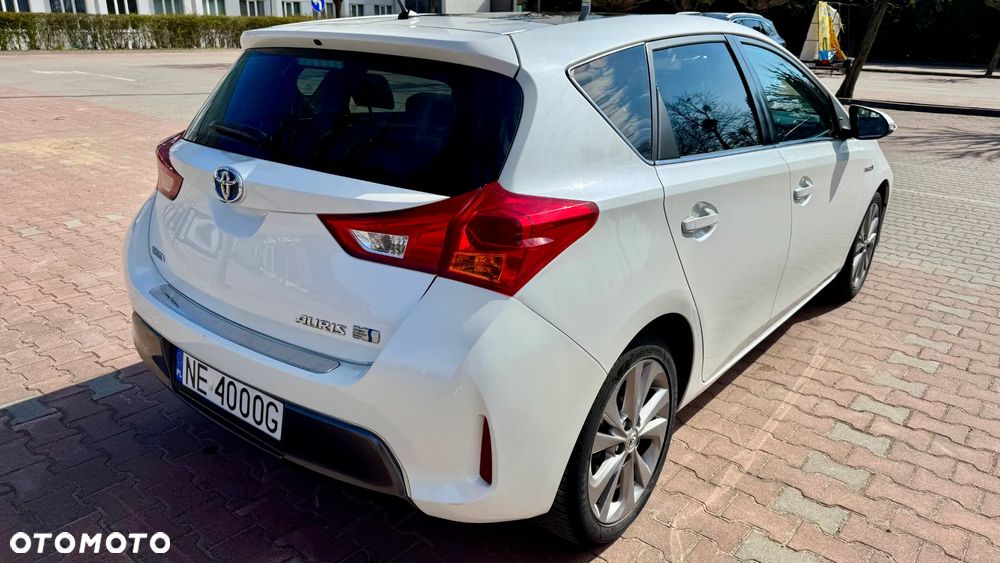 Toyota Auris - 2