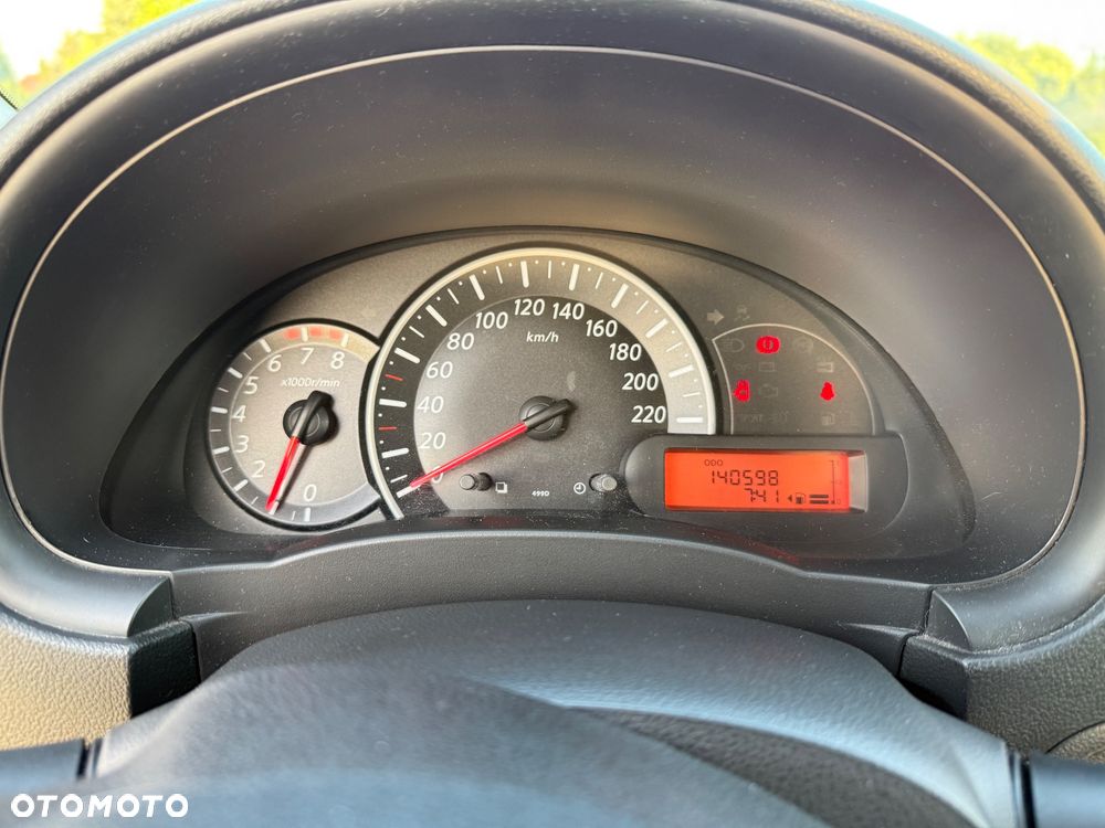 Nissan Micra 1.2 Visia - 10