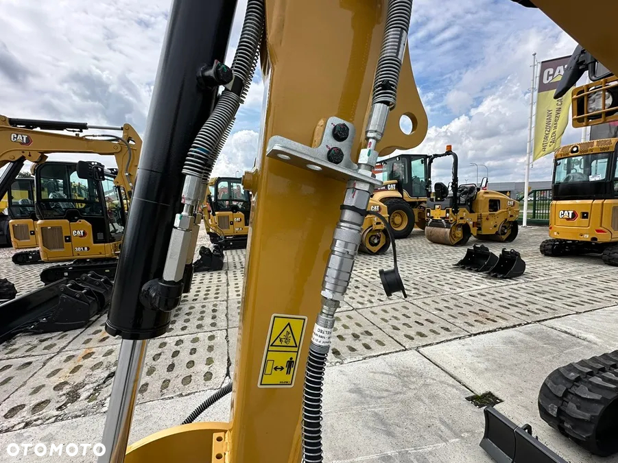 Caterpillar 302 CR - 33