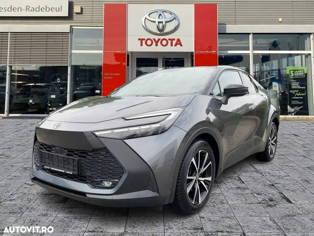 Toyota C-HR 1.8 Hybrid Team Deutschland - 26