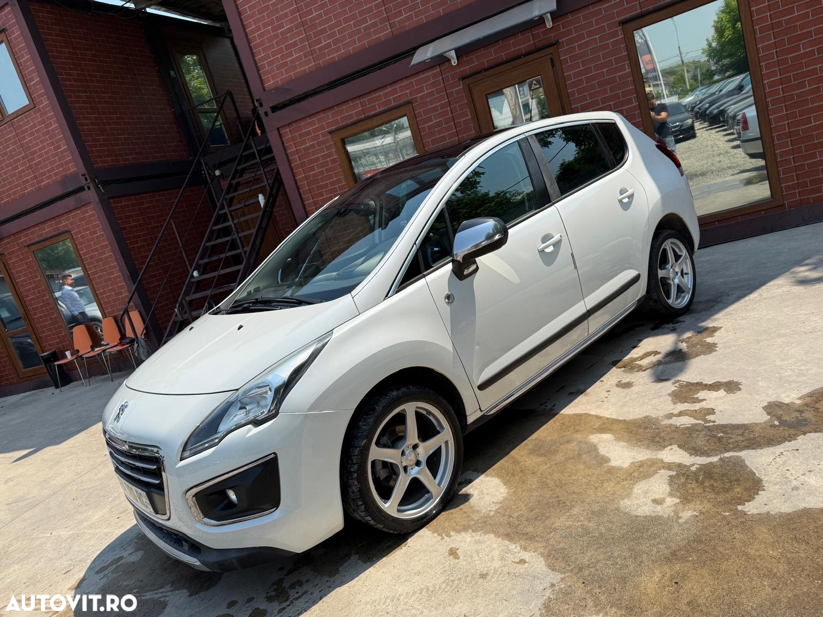 Peugeot 3008 PureTech 130 Stop & Start GPF Crossway - 4