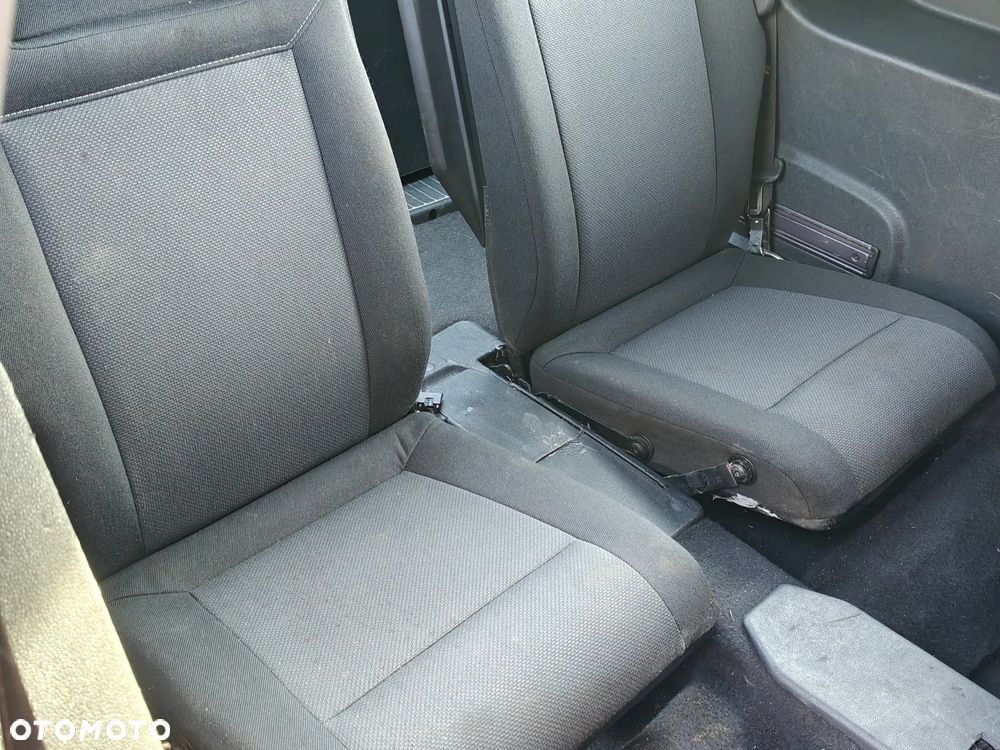 Opel Zafira 1.9 CDTI - 8