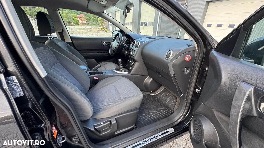 Nissan Qashqai - 12