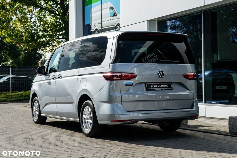 Volkswagen Multivan - 7