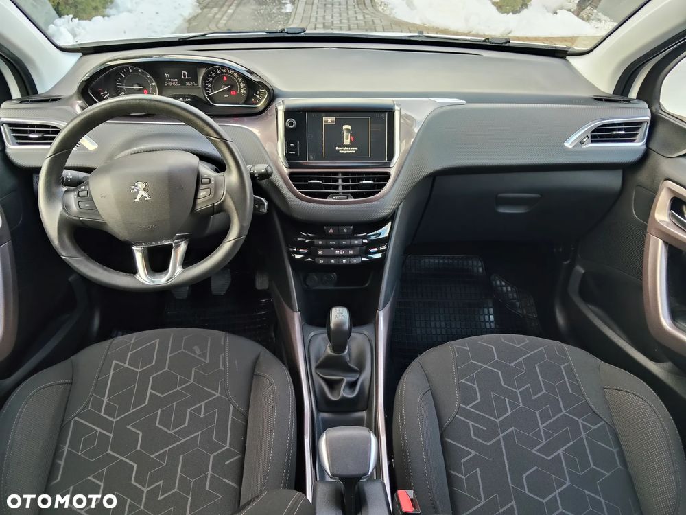 Peugeot 2008 PureTech 82 Allure - 37