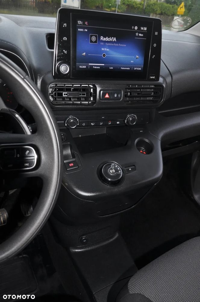 Toyota PRO ACE CITY - 28