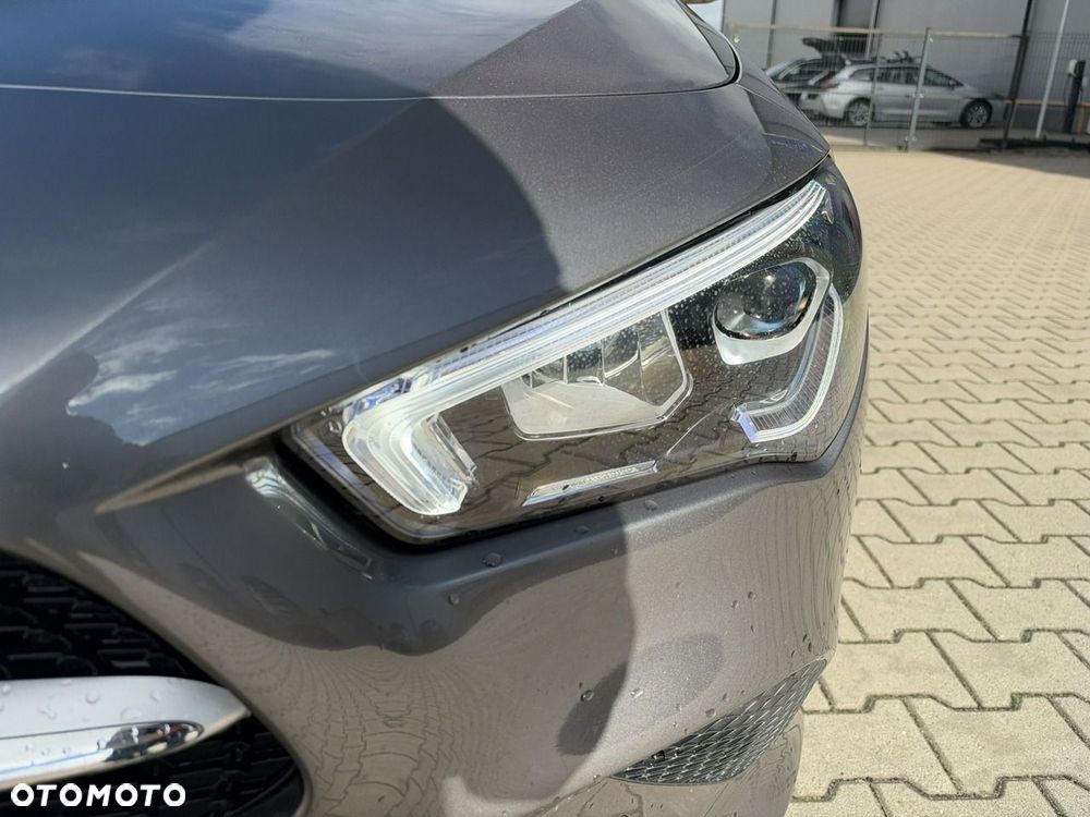 Mercedes-Benz CLA - 9