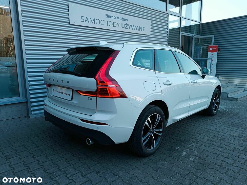 Volvo XC 60 T4 Momentum Pro - 6