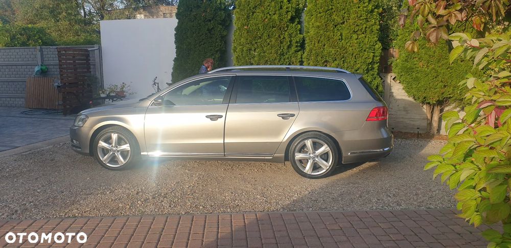 Volkswagen Passat 2.0 TDI Comfortline - 20