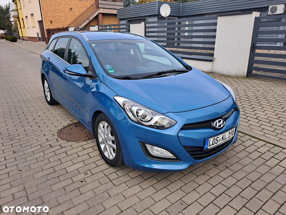 Hyundai i30 i30cw 1.6 CRDi Intro Edition - 13