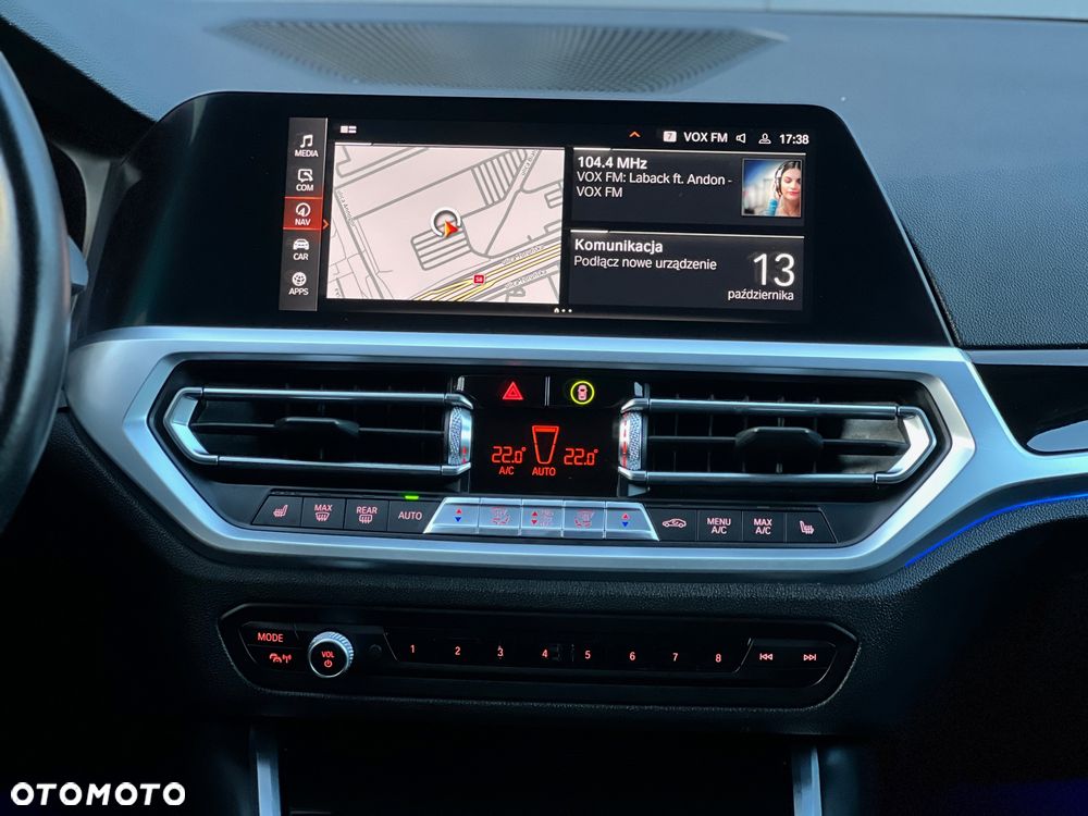 BMW Seria 3 320d Sport Line Shadow sport - 24