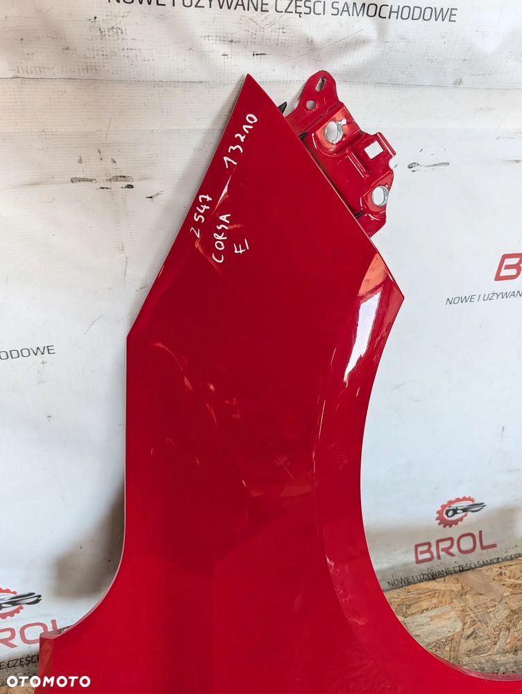 BŁOTNIK PRZEDNI PRAWY OPEL CORSA E  Z547 - 2
