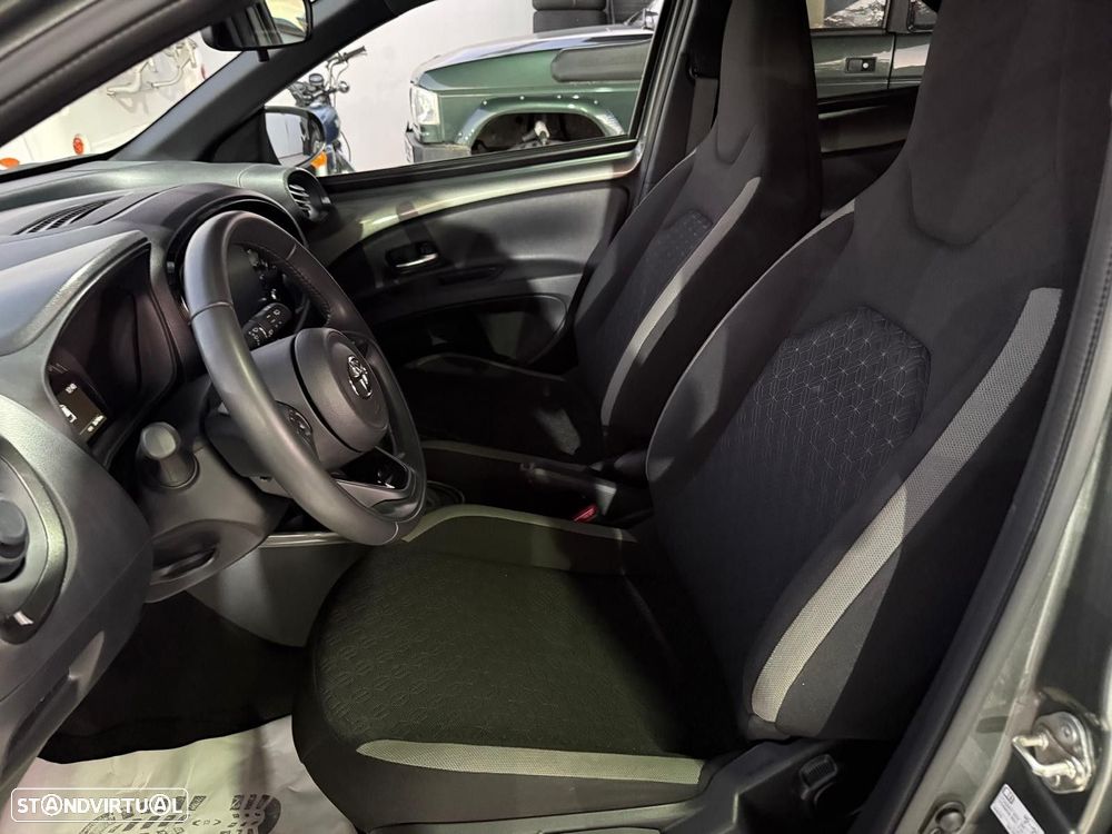 Toyota Aygo X 1.0 Pulse CVT - 11