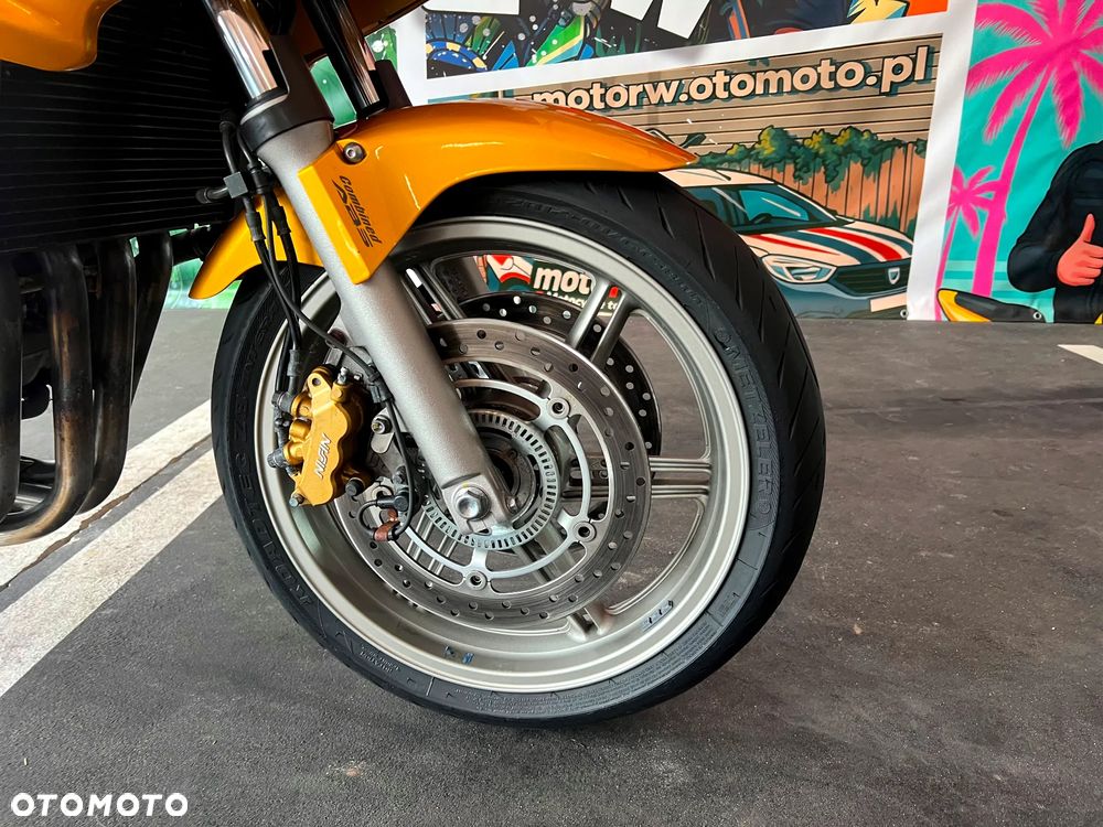 Honda CBF - 26
