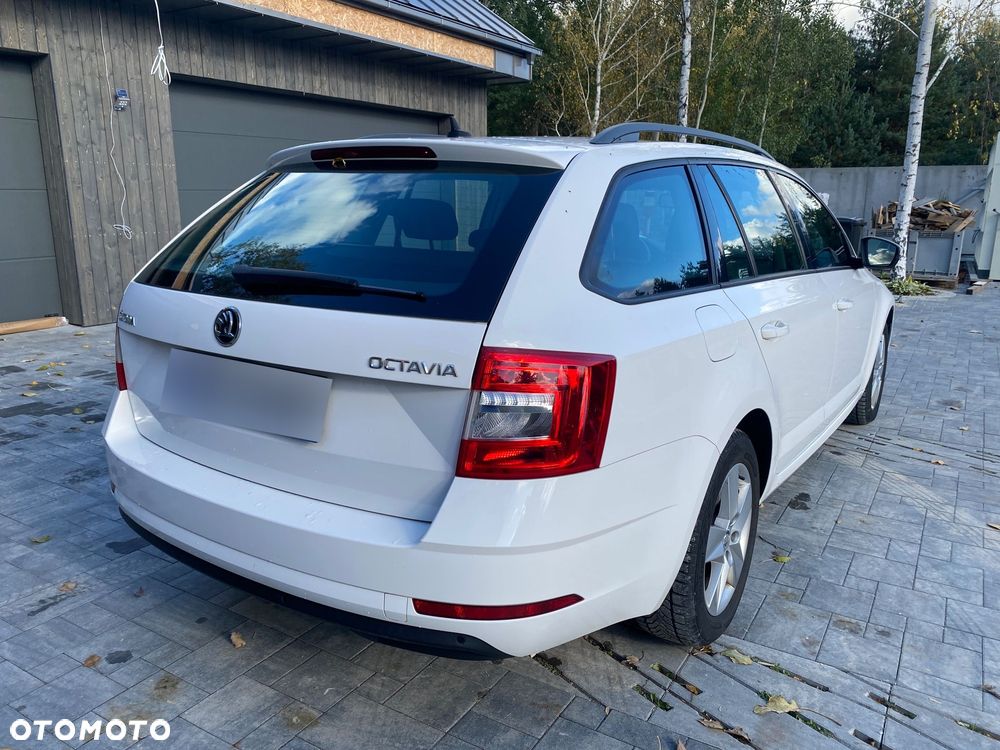 Skoda Octavia - 8