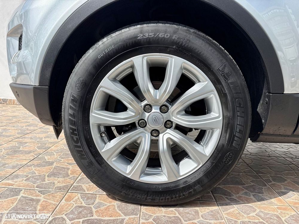 Land Rover Range Rover Evoque 2.2 TD4 Prestige Auto - 29