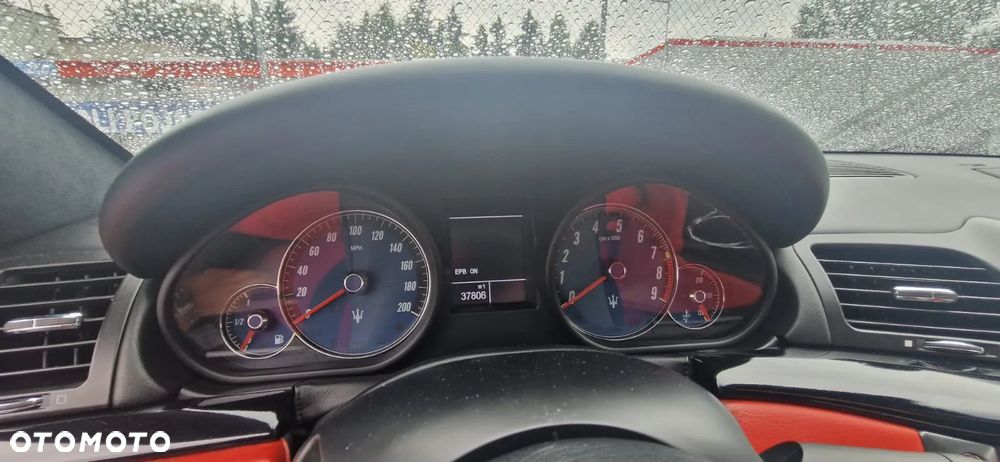 Maserati GranTurismo Automat - 15