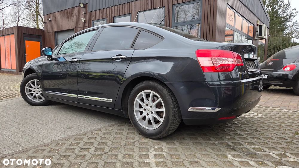 Citroën C5 2.0 16V Confort - 4