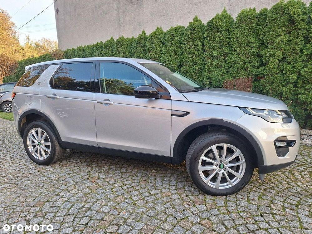 Land Rover Discovery Sport 2.0 TD4 HSE - 38