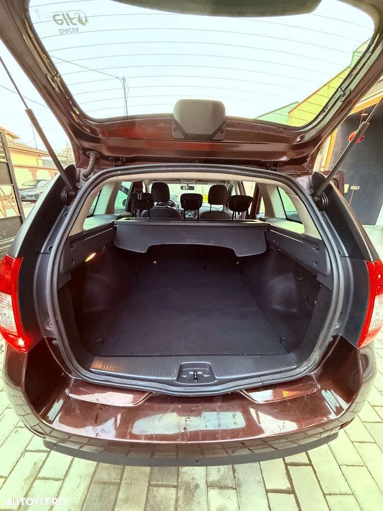 Dacia Logan 1.5 dCi Easy-R Laureate - 12