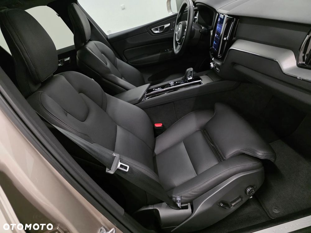 Volvo XC 60 B4 D Geartronic Inscription - 17