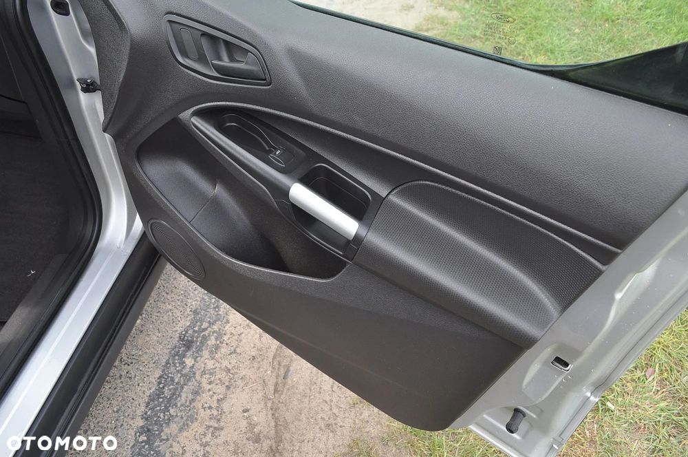 Ford Tourneo Connect 1.6 TDCi Trend - 16