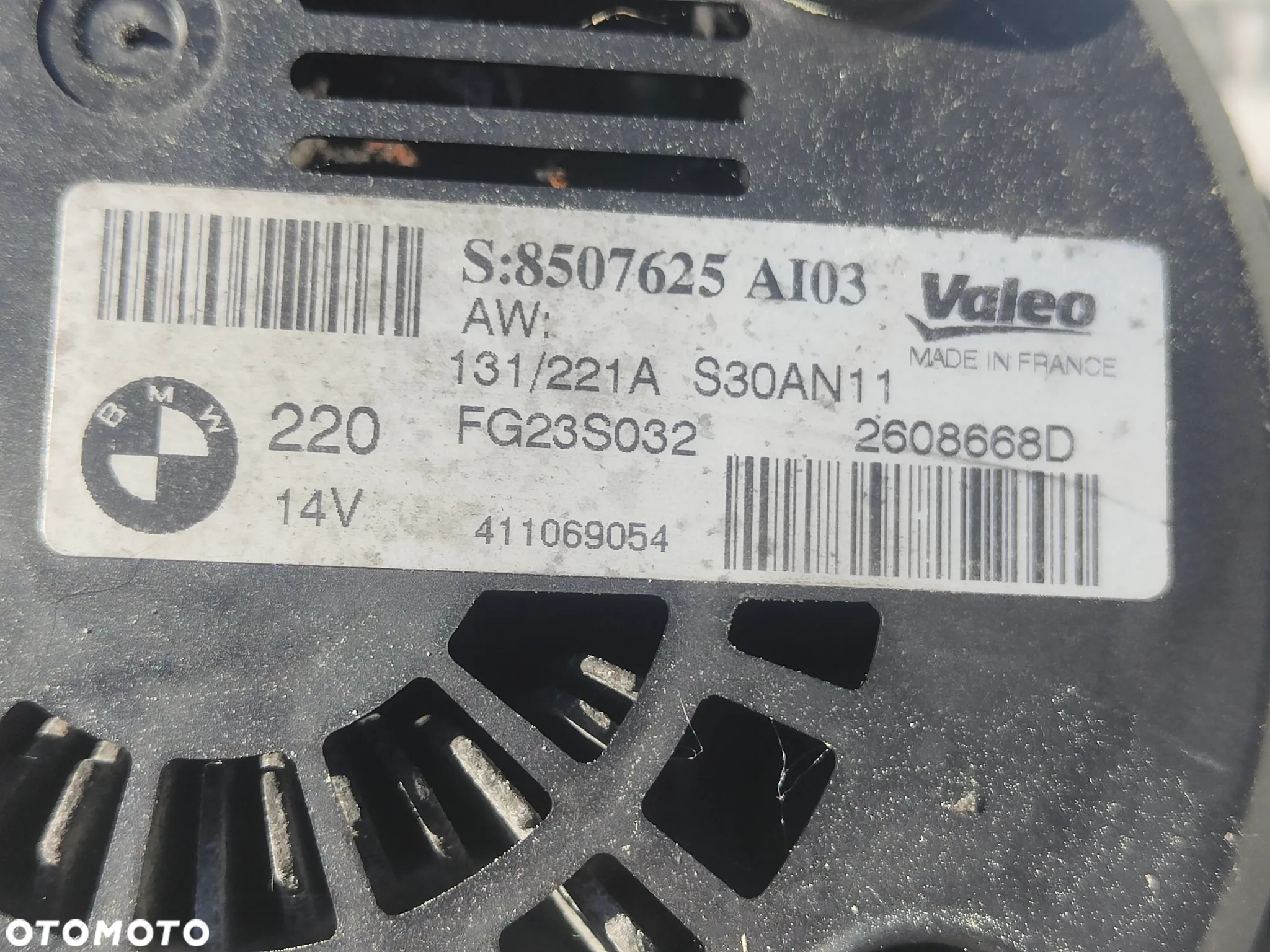 BMW F10 F20 F25 F30 2.0d N47 Alternator Valeo 8507625 - 4