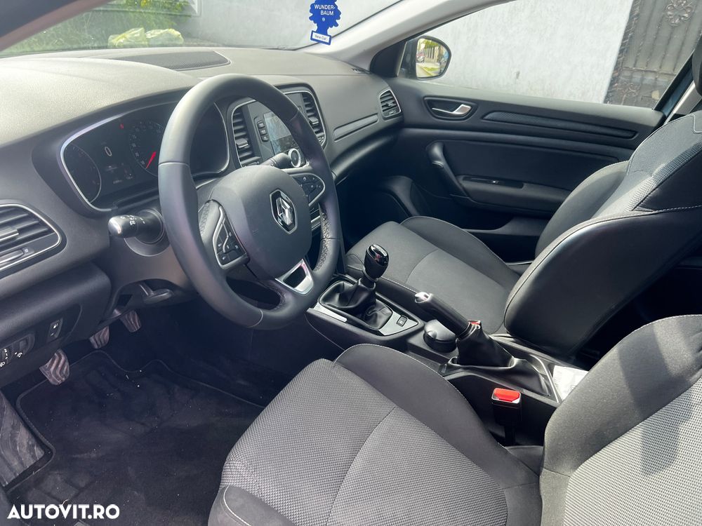 Renault Megane TCe GPF Intens - 9