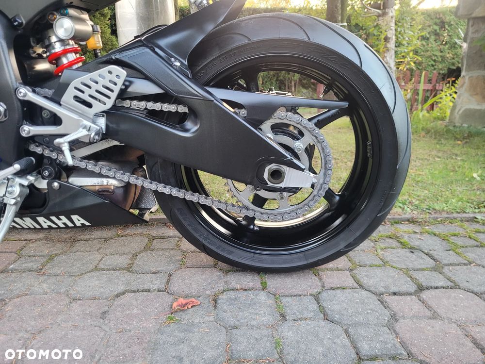 Yamaha R6 - 28