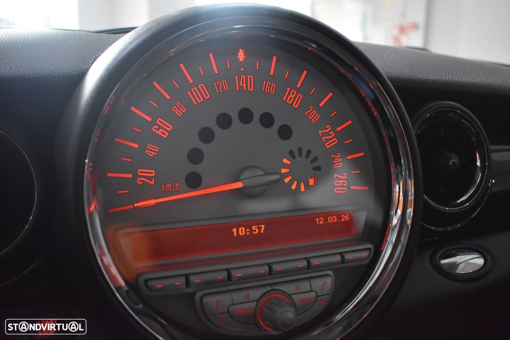 MINI 3 Portas - 28