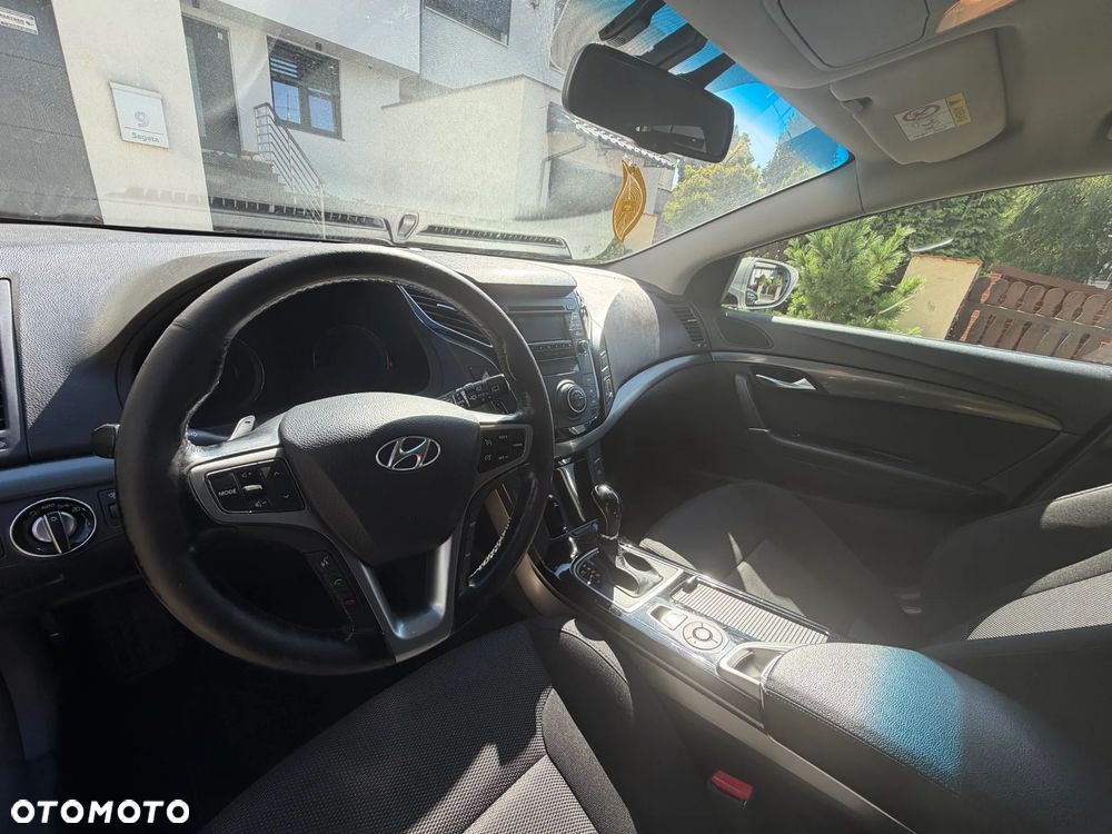 Hyundai i40 1.7 CRDi Comfort + - 13