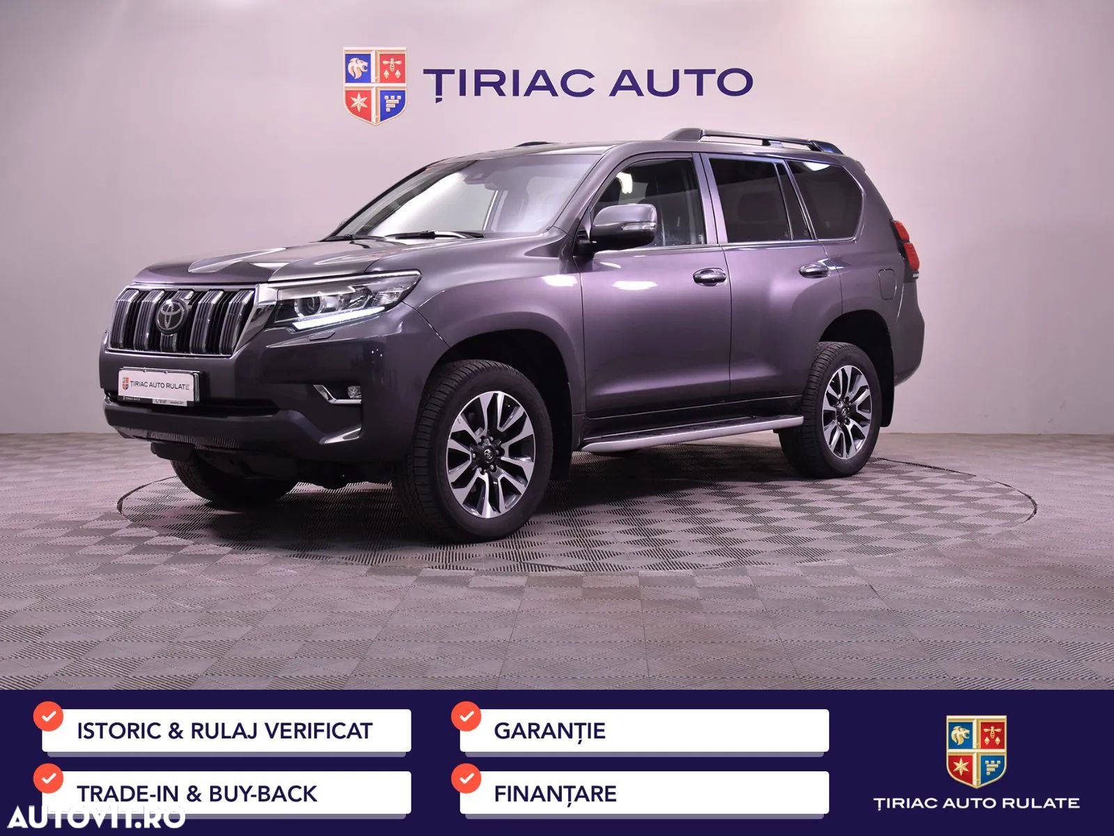 Toyota Land Cruiser - 1