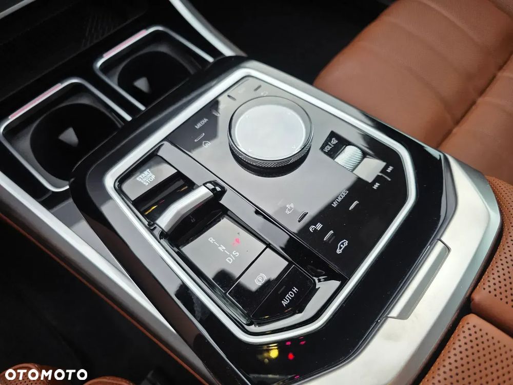 BMW Seria 7 740d xDrive mHEV M Sport sport - 33