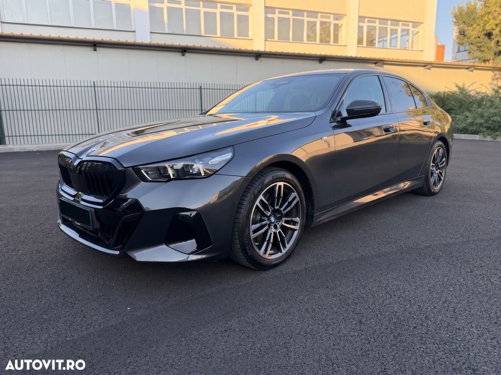 BMW Seria 5 520i Aut. - 1