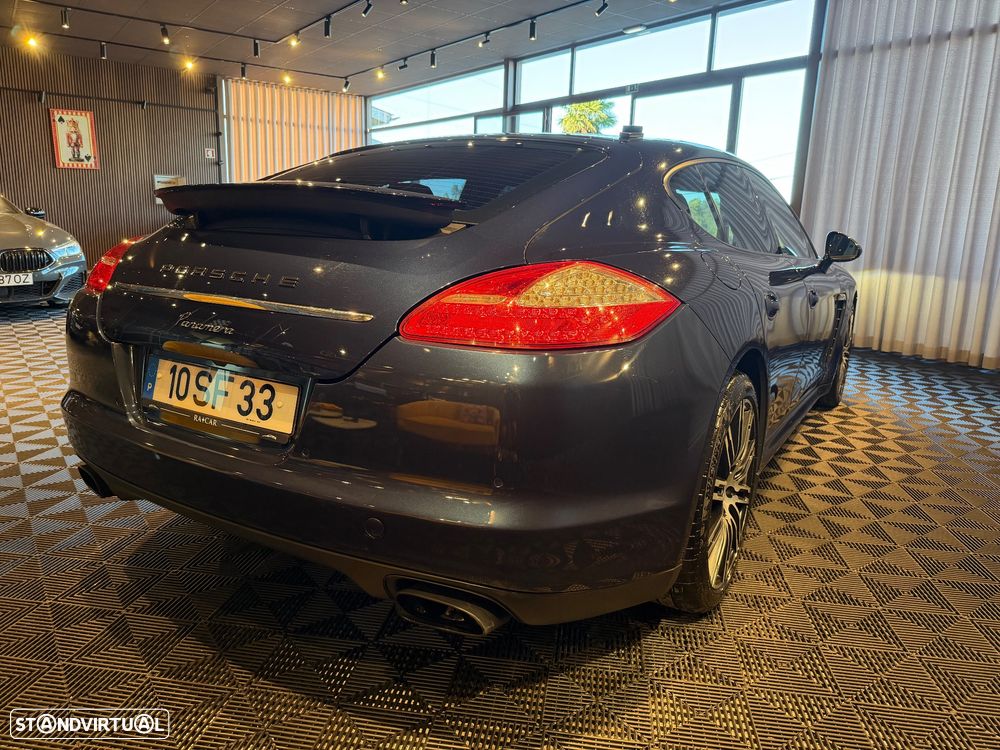 Porsche Panamera Platinum Edition - 8
