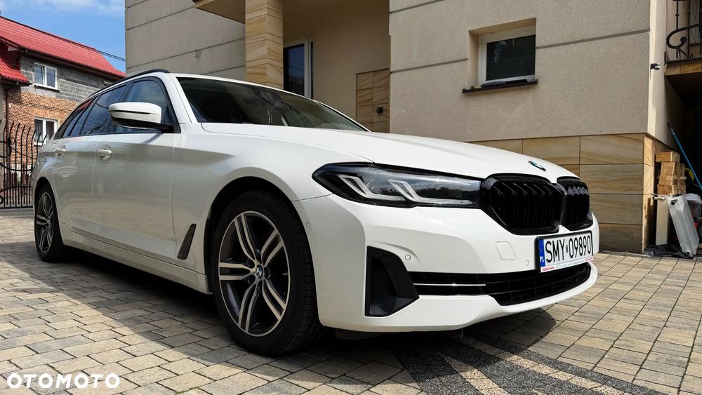 BMW Seria 5 520d Sport Line - 13