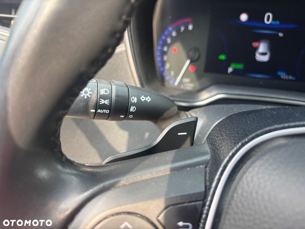 Toyota Corolla 2.0 Hybrid Comfort - 19