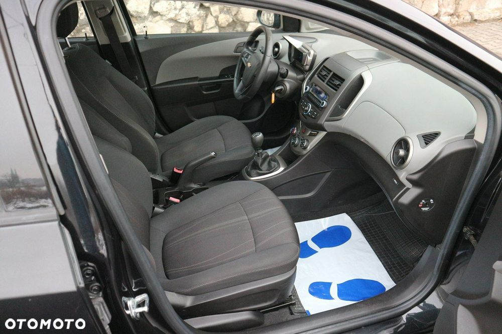 Chevrolet Aveo 1.2 LT - 22