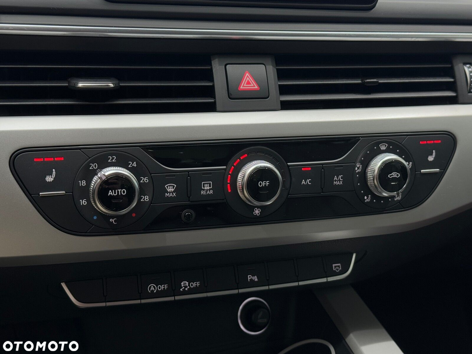 Audi A4 35 TFSI S tronic - 24