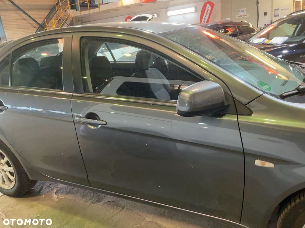 Mitsubishi Lancer 1.6 ClearTec Edition - 27