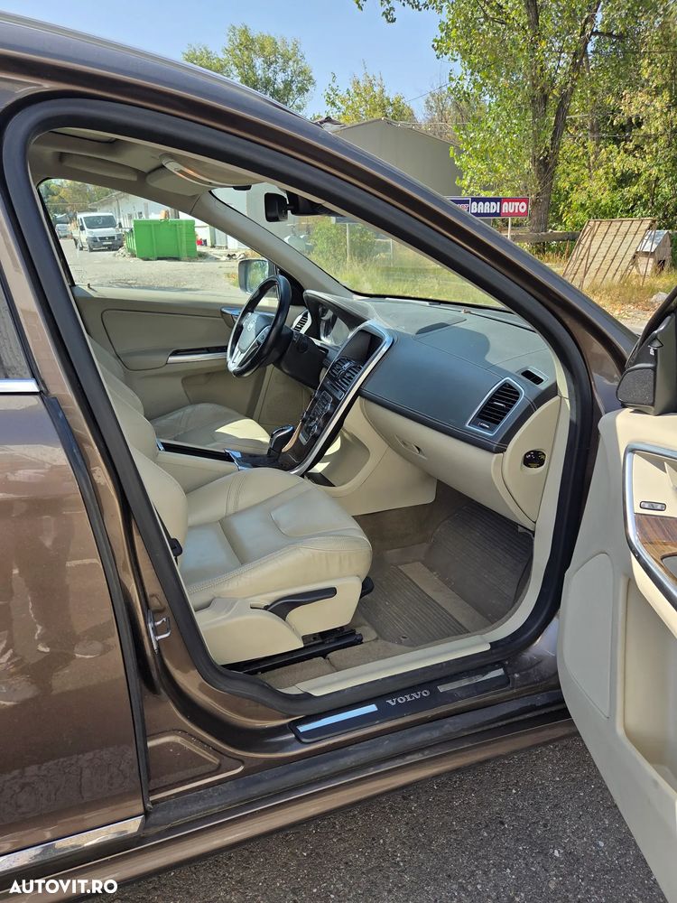 Volvo XC 60 D4AWD Summum - 15