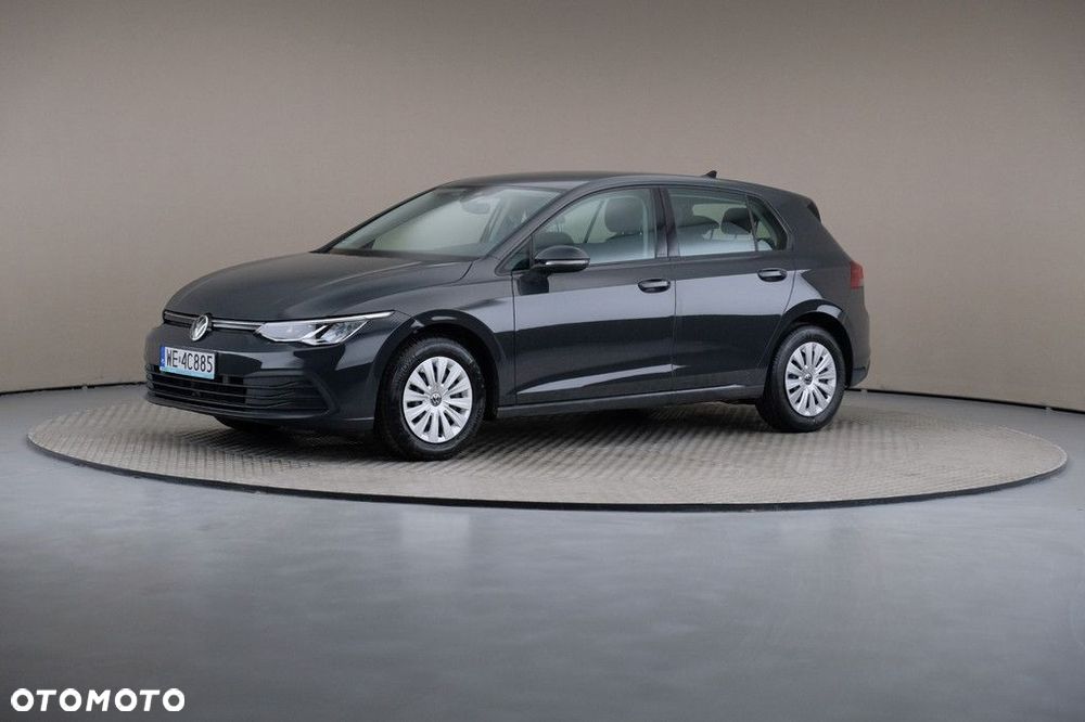 Volkswagen Golf VIII 1.0 TSI - 1