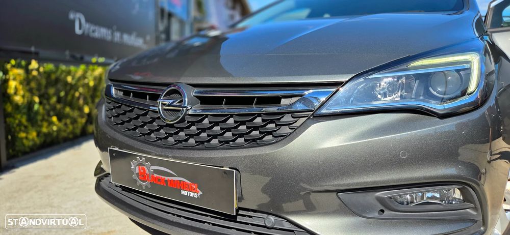 Opel Astra Sports Tourer - 3
