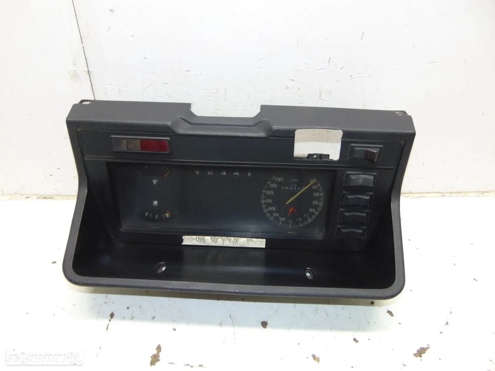 Ford Transit 1982 conta kilómetros - 9